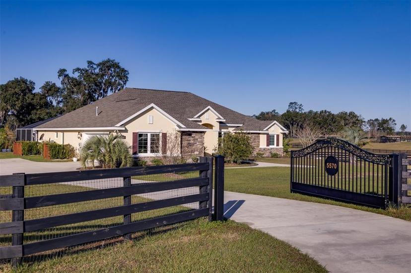 Picture of 5570 NW 153Rd Court, Morriston FL 32668
