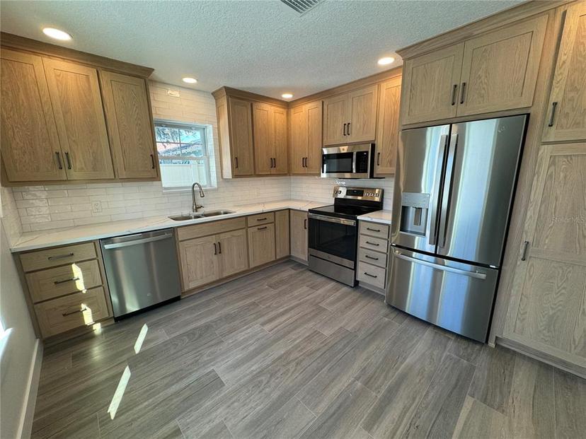 Picture of 1510 Gilbert Avenue, Sarasota FL 34239