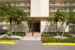 Picture of 900 Cove Cay Drive Unit 1D, Clearwater, FL 33760