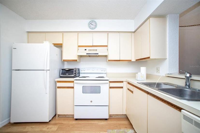 Picture of 900 Cove Cay Drive Unit 1D, Clearwater FL 33760