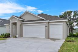 Picture of 4541 Fairway Oaks Drive, Mulberry, FL 33860