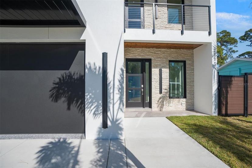 Picture of 2111 Hawthorne Street, Sarasota FL 34239