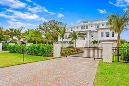 Picture of 96 Martinique Avenue, Tampa, FL 33606