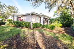 Picture of 909 Barclay Court, Venice, FL 34293