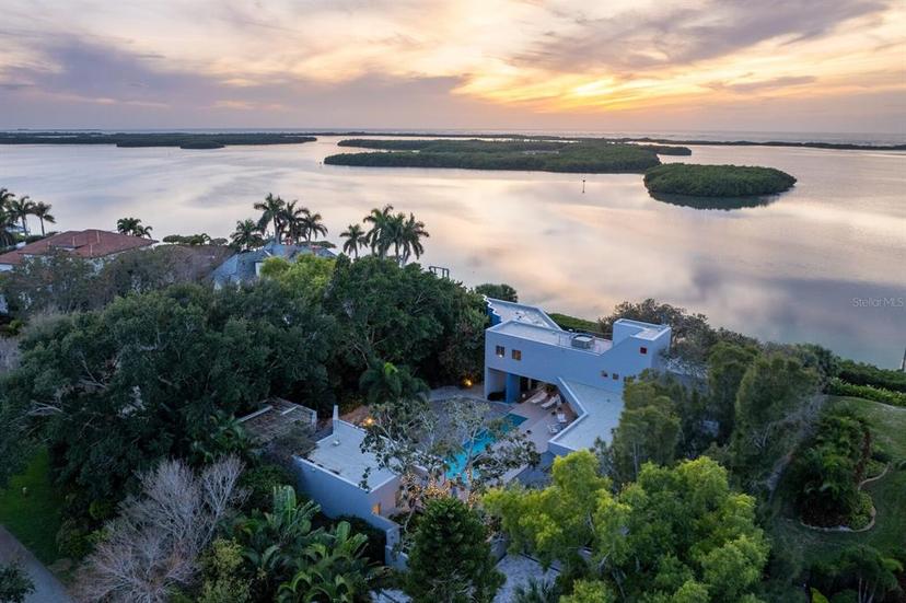 Picture of 1761 Oceanview Drive, St Petersburg FL 33715