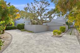 Picture of 1761 Oceanview Drive, St Petersburg, FL 33715