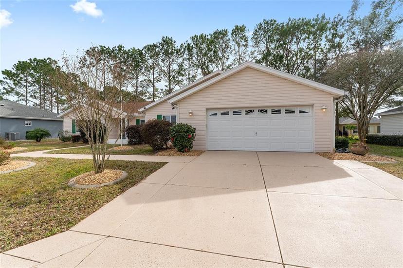 Picture of 8447 SE 137Th Loop, Summerfield FL 34491