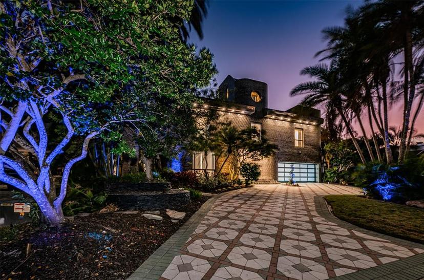 Picture of 516 Belle Isle Avenue, Belleair Beach FL 33786