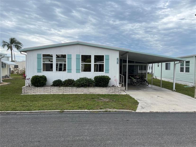 Picture of 626 Cervina Drive, Venice FL 34285