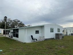 Picture of 626 Cervina Drive, Venice, FL 34285