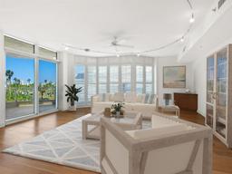 Picture of 340 S Palm Avenue Unit 15, Sarasota, FL 34236