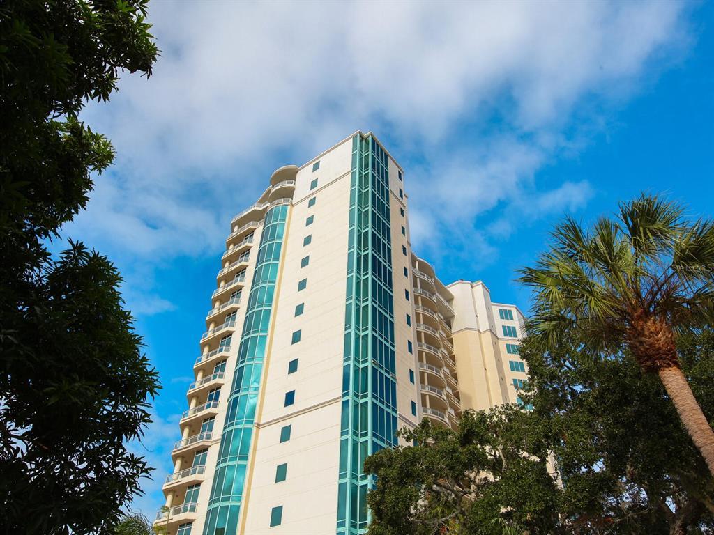 Picture of 340 S Palm Avenue Unit 15, Sarasota, FL 34236