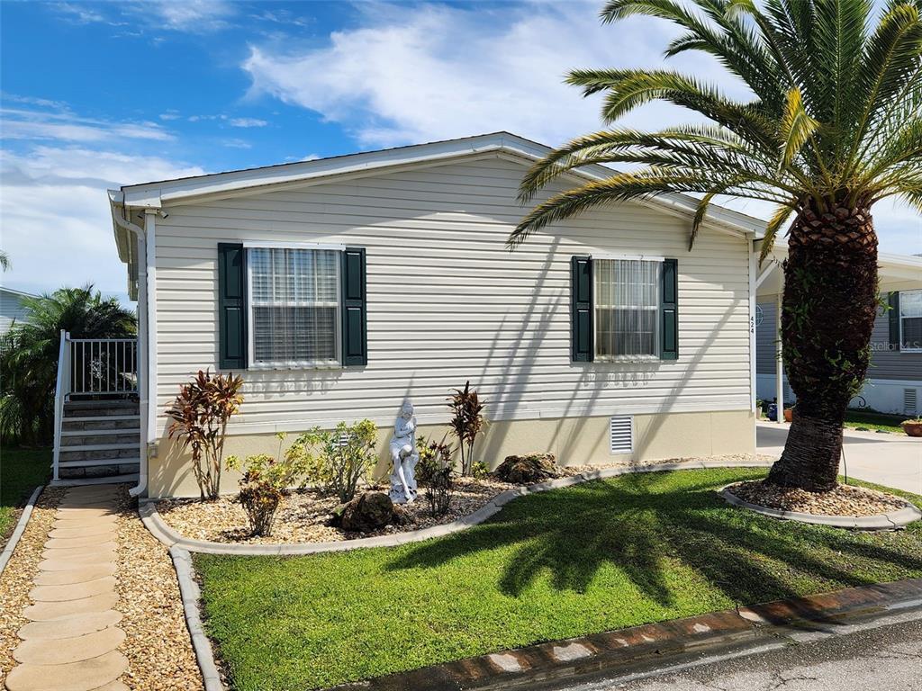 Picture of 2100 Kings Highway Unit 424, Port Charlotte, FL 33980