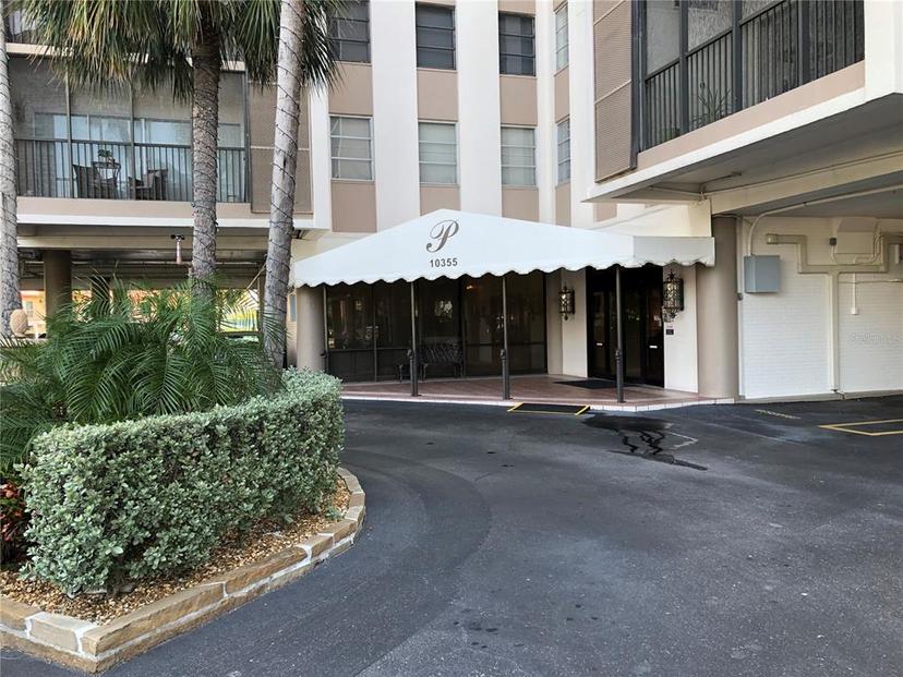 Picture of 10355 Paradise Boulevard Unit 414, Treasure Island FL 33706