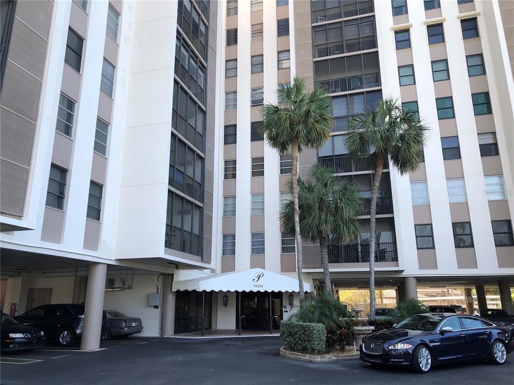 Picture of 10355 Paradise Boulevard Unit 414, Treasure Island, FL 33706