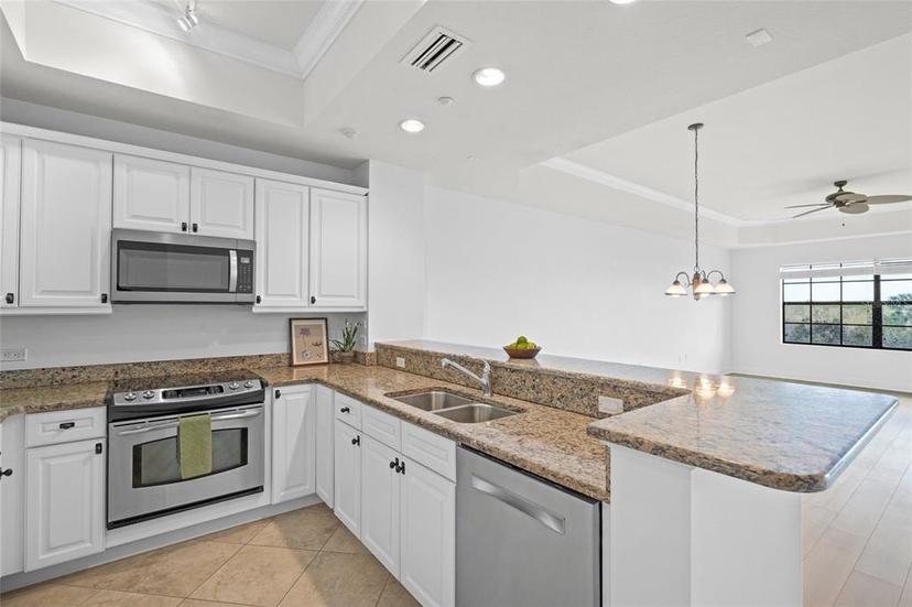 Picture of 7710 Lake Vista Court Unit 404, Lakewood Ranch FL 34202