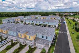 Picture of 7901 Putting Green Way, Reunion, FL 34747