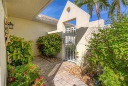 Picture of 10767 Salvador Dali Circle, Englewood, FL 34223