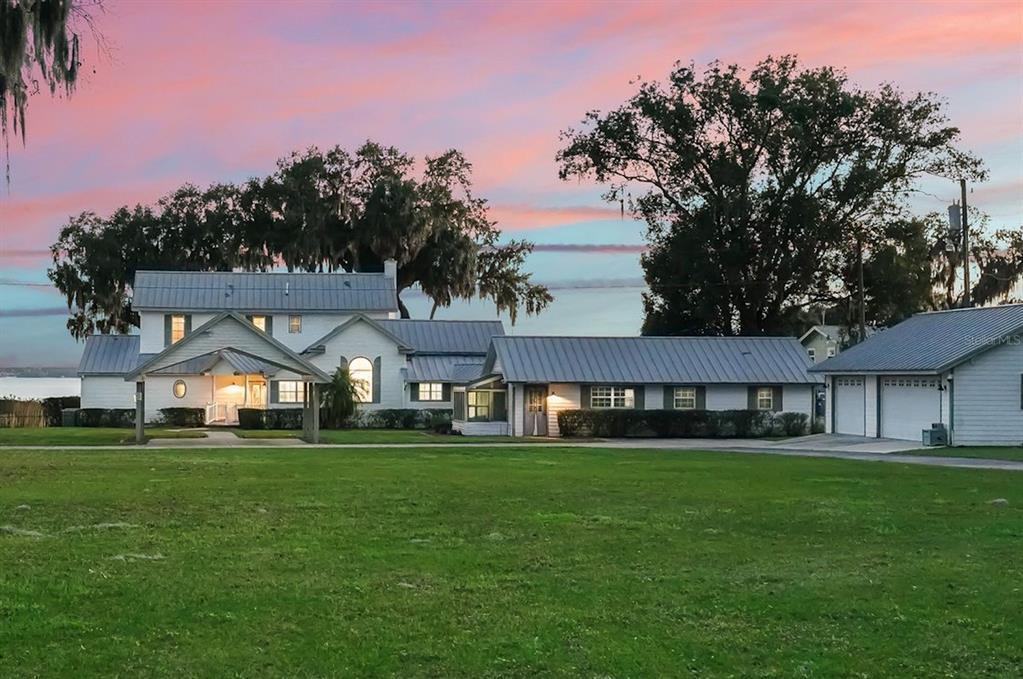 Picture of 12730 E Highway 25, Ocklawaha, FL 32179