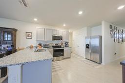 Picture of 5394 Arlington River Drive, Lakeland, FL 33811