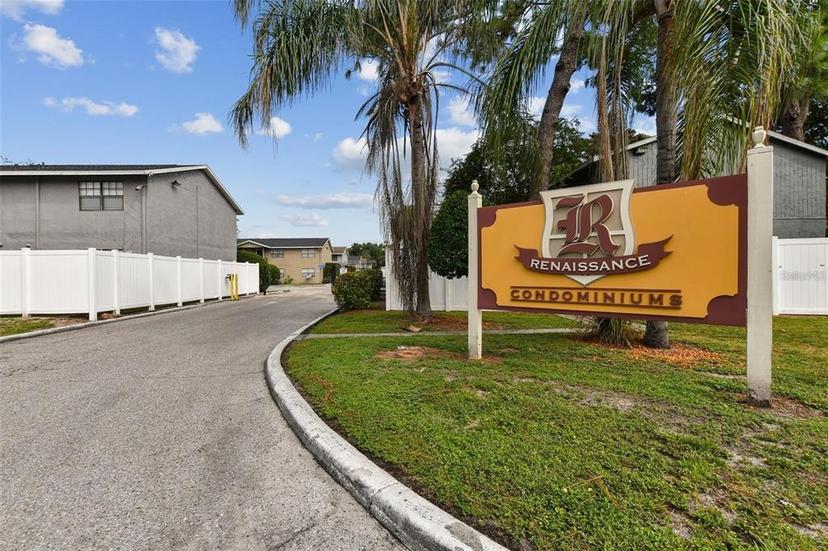 Picture of 206 Pine Tulip Court Unit 101, Tampa FL 33612