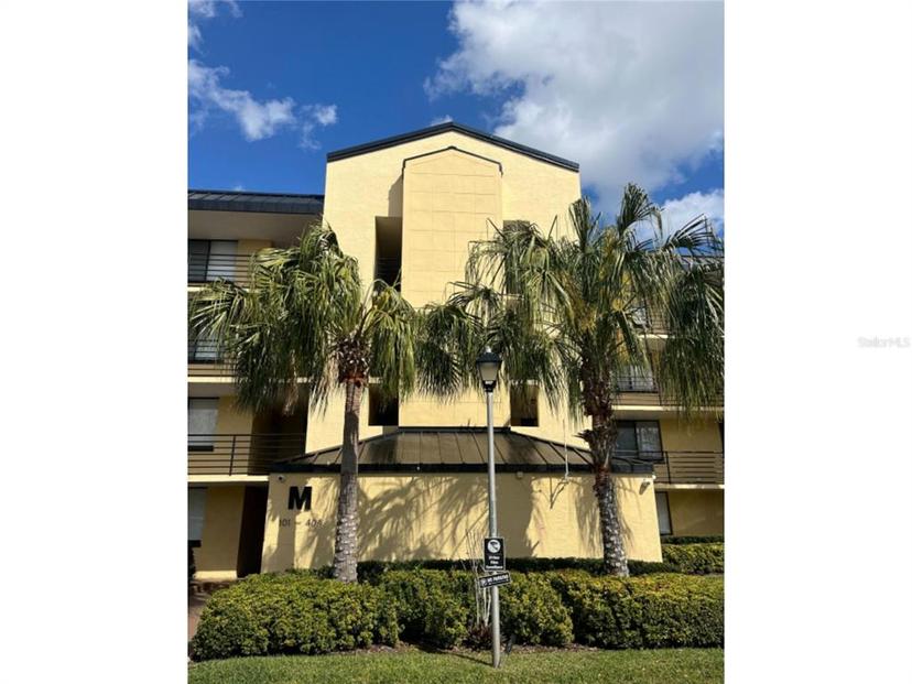 Picture of 2424 W Tampa Bay Boulevard Unit H103, Tampa FL 33607