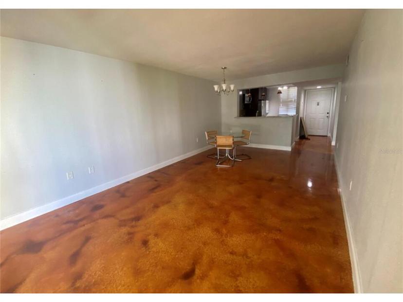 Picture of 2424 W Tampa Bay Boulevard Unit H103, Tampa FL 33607