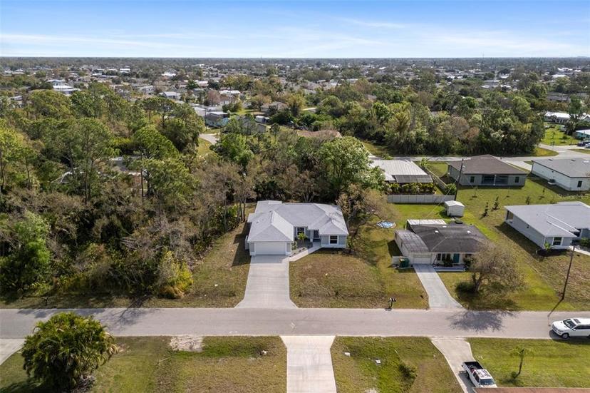 Picture of 825 Haleybury Street, Port Charlotte FL 33948