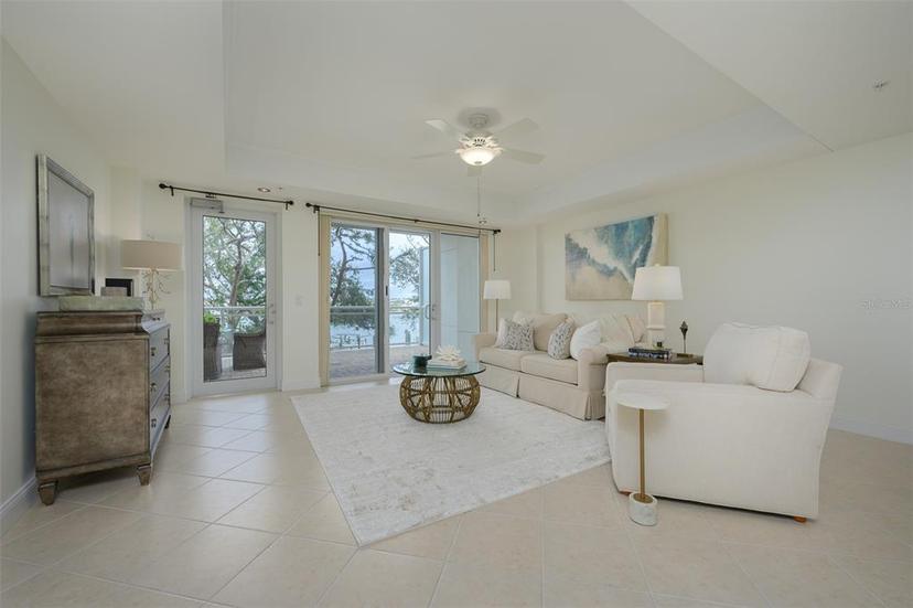 Picture of 1660 Summerhouse Lane Unit 102, Sarasota FL 34242