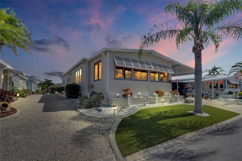 Picture of 4 N Flora Vista Street, Englewood FL 34223