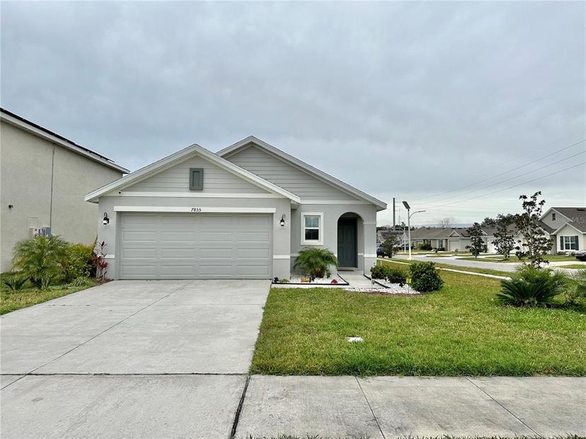 Picture of 7855 Davie Ray Dr, Zephyrhills FL 33540