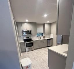 Picture of 22979 NE County Road Unit 200B, Lawtey, FL 32058