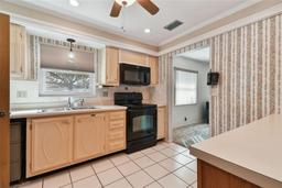 Picture of 11200 102Nd Avenue Unit 51, Seminole, FL 33778