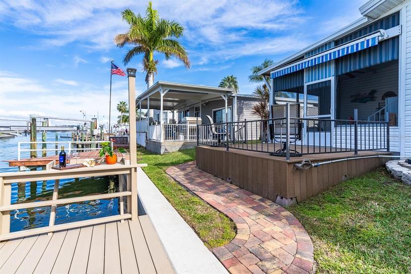 Picture of 18675 Us Highway 19 N Unit 377, Clearwater FL 33764