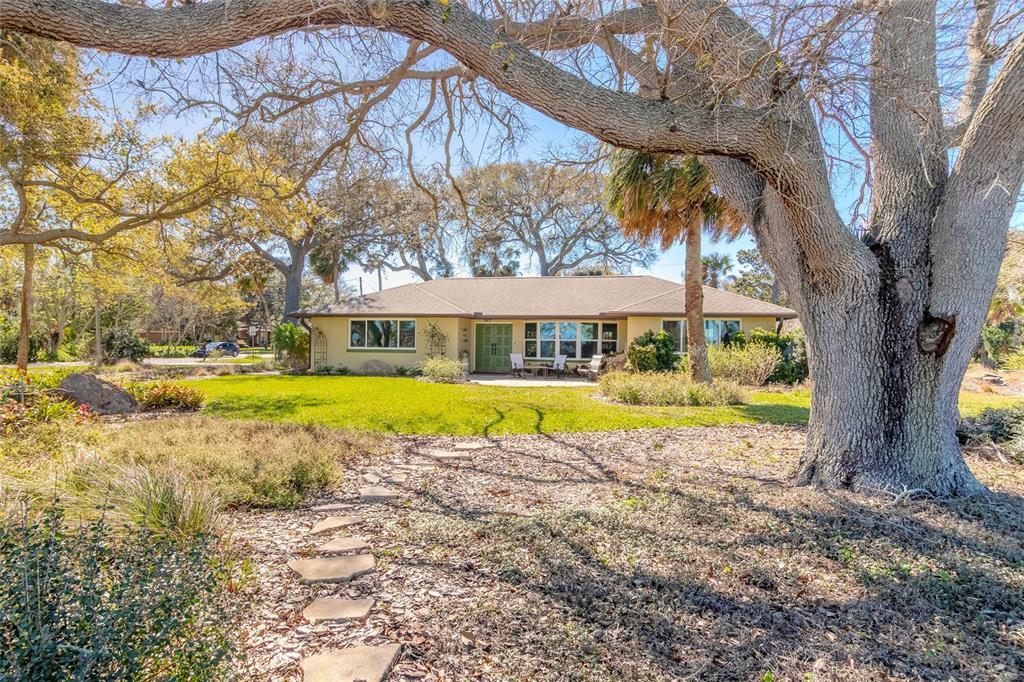 Picture of 864 S Beach Street, Ormond Beach, FL 32174