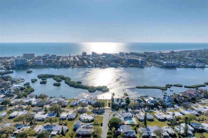 Picture of 1647 Southwood Street Unit 1647, Sarasota FL 34231