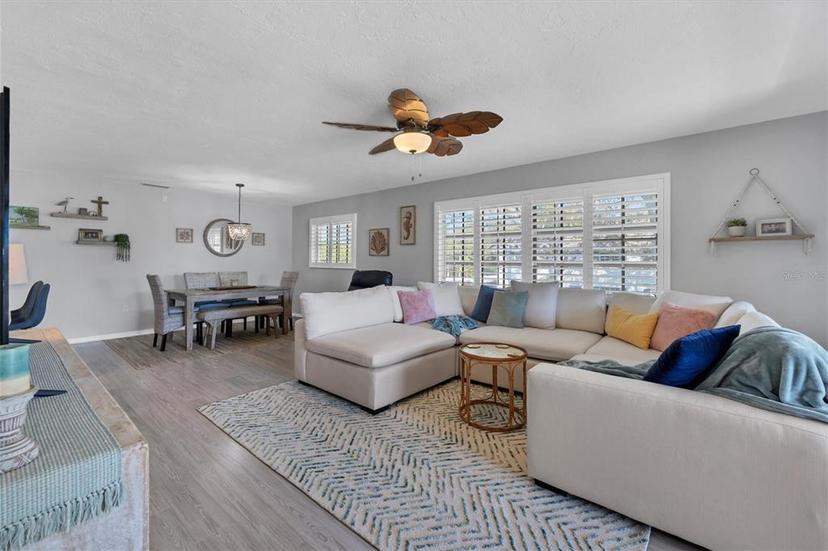 Picture of 1647 Southwood Street Unit 1647, Sarasota FL 34231