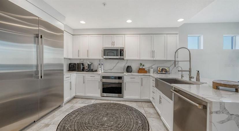 Picture of 611 Riviera Dunes Way Unit 702, Palmetto FL 34221