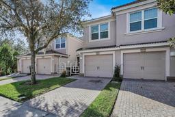 Picture of 8316 Fontera Drive, Davenport, FL 33896