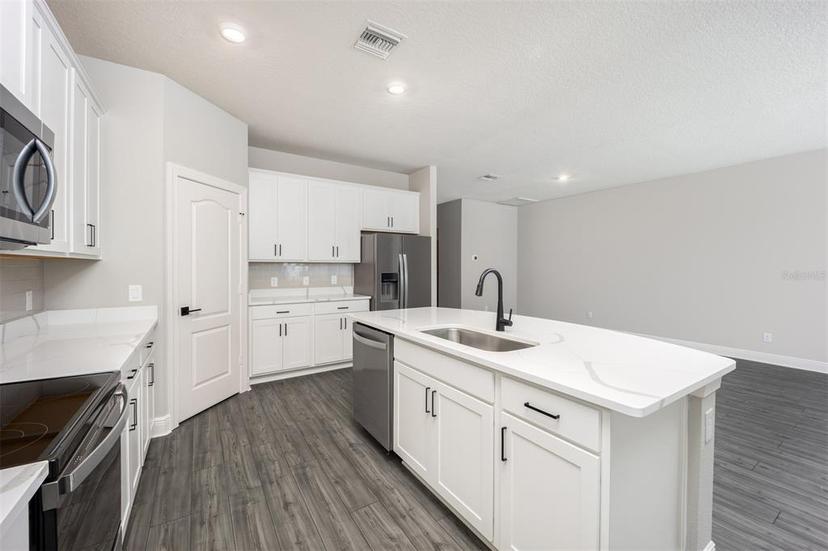 Picture of 3327 Chinotto Drive, Lake Alfred FL 33850