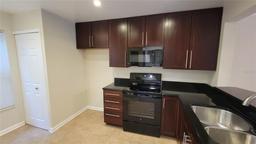 Picture of 3000 S Semoran Boulevard Unit 11, Orlando, FL 32822