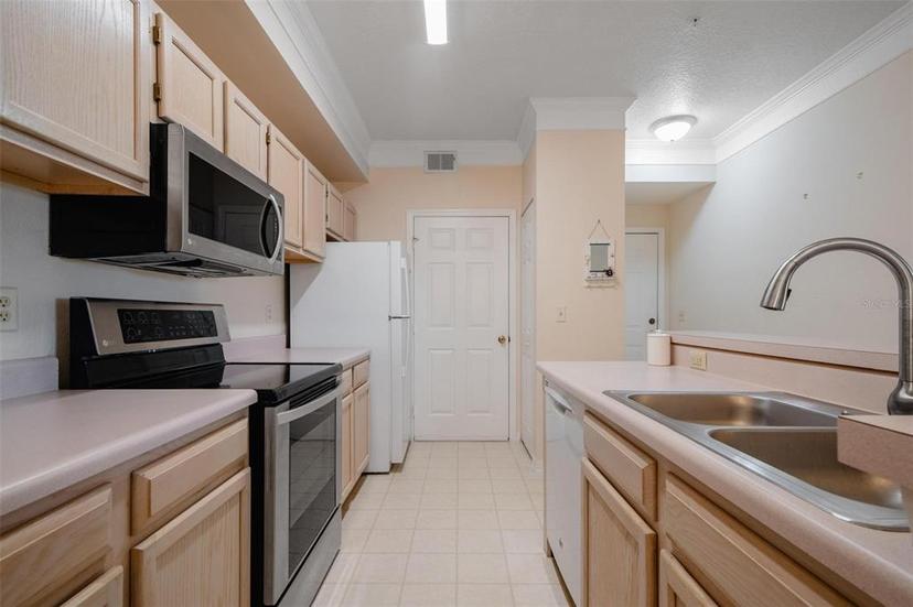 Picture of 11490 Villa Grand Unit 221, Fort Myers FL 33913