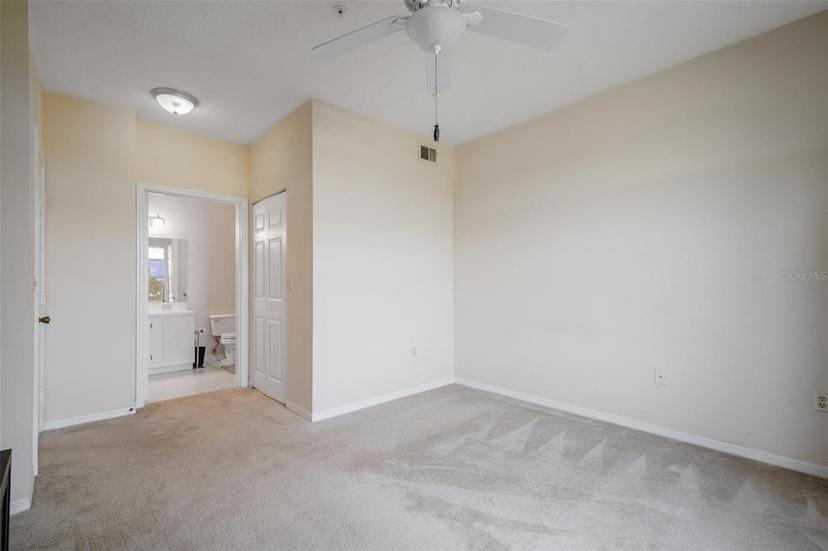 Picture of 11490 Villa Grand Unit 221, Fort Myers FL 33913