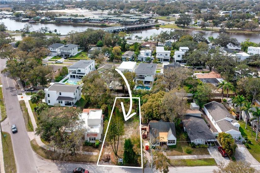 Picture of 1002 W Charter Street, Tampa FL 33602