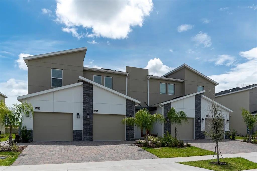 Picture of 525 Ocean Course Avenue Unit 525, Davenport, FL 33896