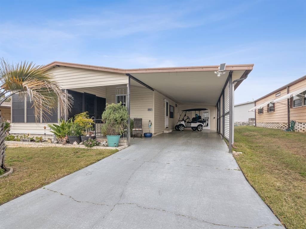Picture of 37527 El Sol Avenue, Zephyrhills, FL 33541