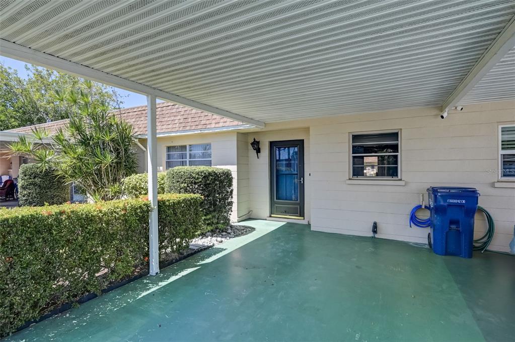 Picture of 604 Park Circle Unit 16, Bradenton, FL 34207