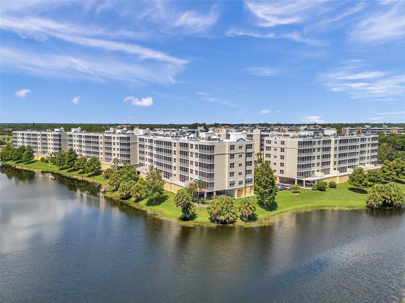 Picture of 1200 Country Club Drive Unit 2106, Largo FL 33771