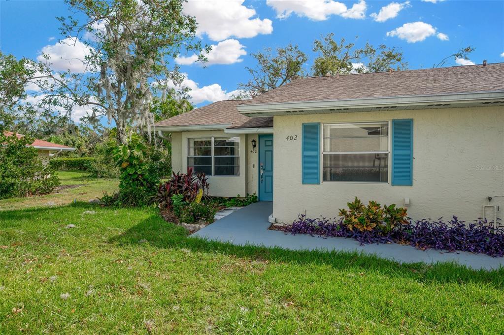 Picture of 402 Lake Point Court Unit D, Sun City Center, FL 33573