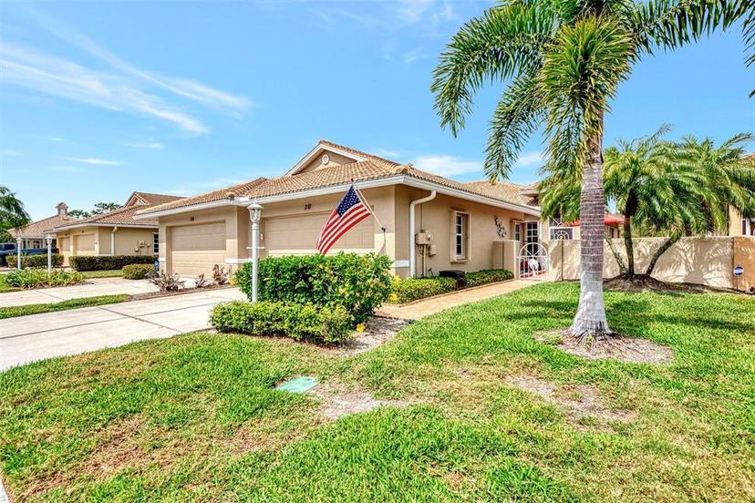 Picture of 218 Auburn Woods Circle, Venice FL 34292